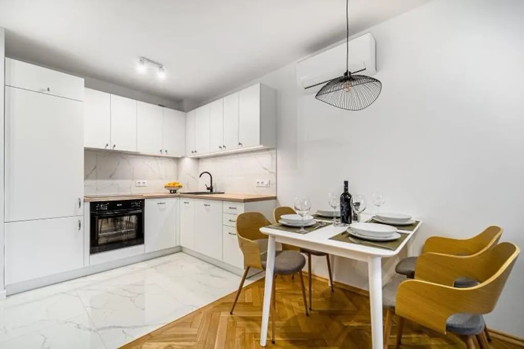 The View Apartment Varsavia